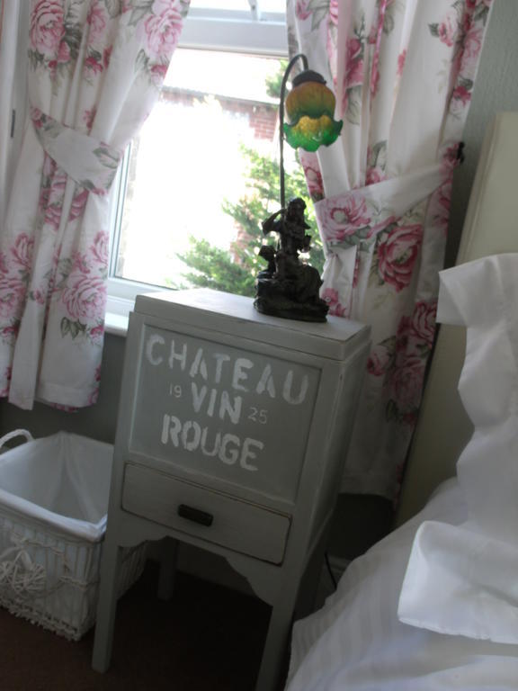 シェリンガム Hooray Henrys Bed & Breakfast エクステリア 写真