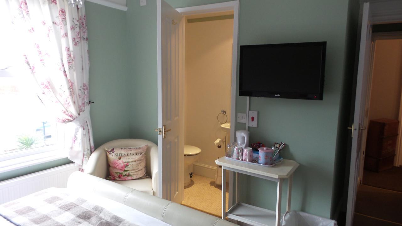 シェリンガム Hooray Henrys Bed & Breakfast エクステリア 写真